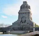 Leipzig-Denkmal-vorn.jpg